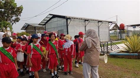 Siswa Sdn Pati Kidul Diajak Belajar Di Luar Sekolah Kunjungi Museum