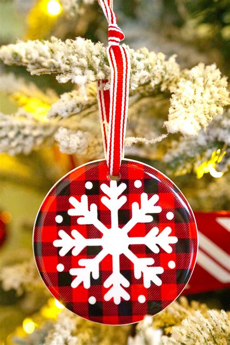 Personalized Christmas Ornaments With Cricut Infusible Ink Happiness