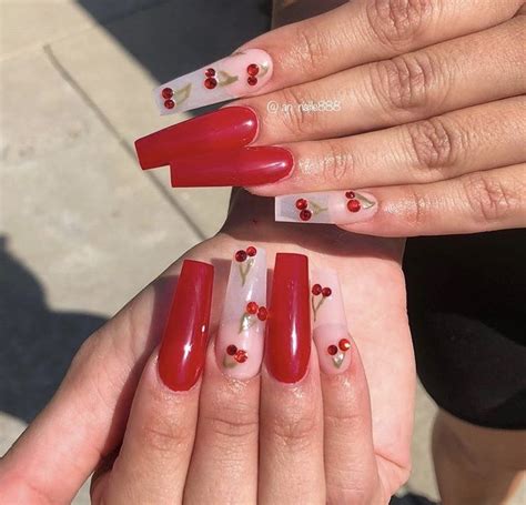 Pin de Niqueeee en Nail Slayage Manicura Uñas acrilicas rojas