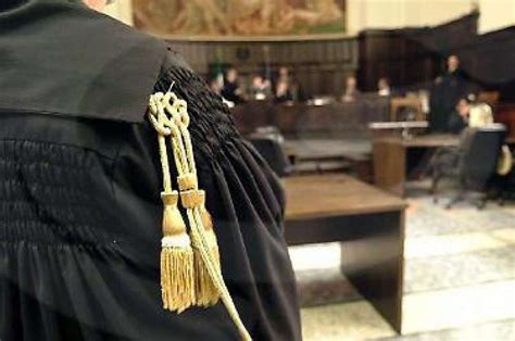 Travolse E Uccise Un Pedone Assolto L Incidente Risale A 10 Anni Fa