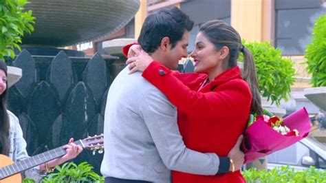 Naitik Akshara Have a Dance! - Hotstar