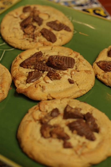 Reese’s peanut butter cookies – Whole-lyroller