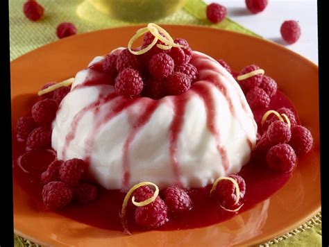 Ricetta Bavarese Di Yogurt Con Lamponi Donna Moderna