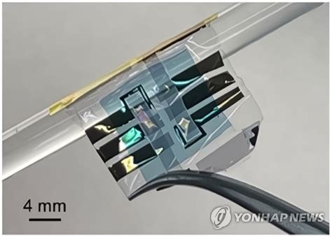 아주대 연구팀 차세대 유기태양전지 전극 개발 연합뉴스