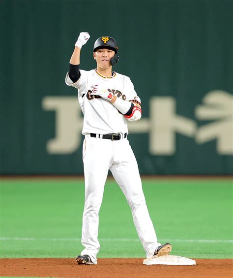 【巨人】坂本勇人に回せ！ 16号反撃弾、同点二塁打 9月は3割8分5厘、8打点 スポーツ報知