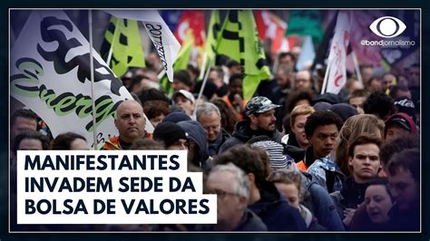 Protestos Em Paris Centenas De Pessoas Invadem A Bolsa De Valores