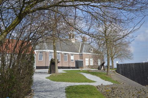 Enserkerk Schokland In Werd Op De Woonterp Middelbuur Flickr