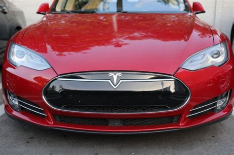 Teslas Model 3 Safety Claims Called Misleading By Nhtsa