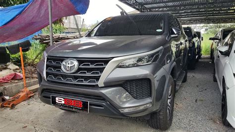 2022 Toyota Fortuner 4x2 2 4G Metallic Gray Auto Cars For Sale Used