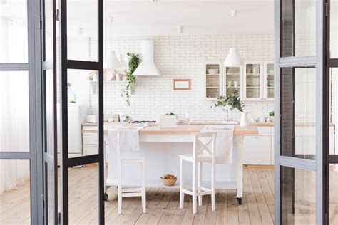 Scandinavian Kitchen Design: Light, Functional & Simple Ideas