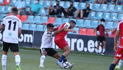 Un gol de Iban Ribero en los últimos minutos da la victoria al