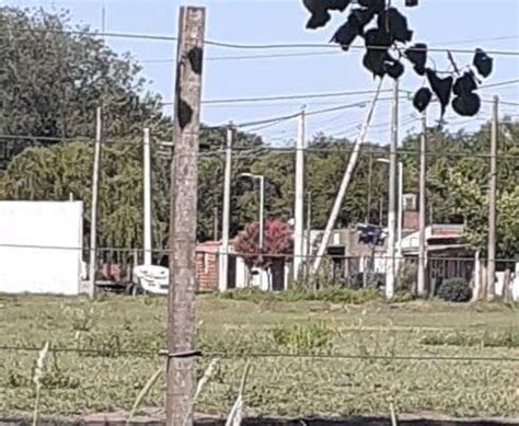 Peligro Por Un Poste A Punto De Caer Chacabuco En Red