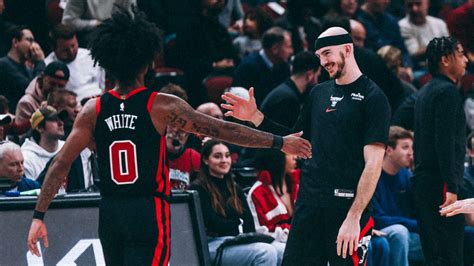 Coby White leads balanced attack as Bulls defeat Spurs | NBA.com