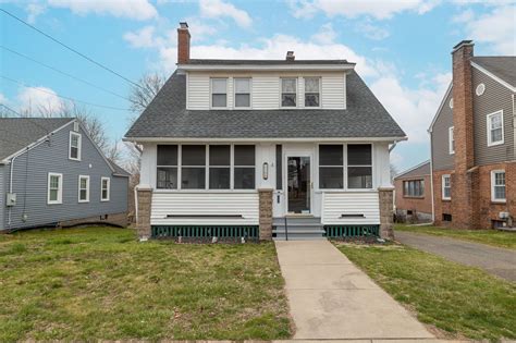 216 Pearl St Enfield Ct 06082 Trulia