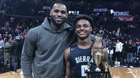 LeBron James comparte un video de su hijo recuperándose a días de