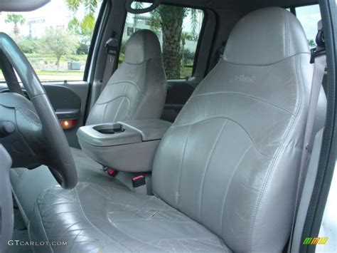 2001 Ford F150 Lariat SuperCrew 4x4 interior Photo #45435602 | GTCarLot.com