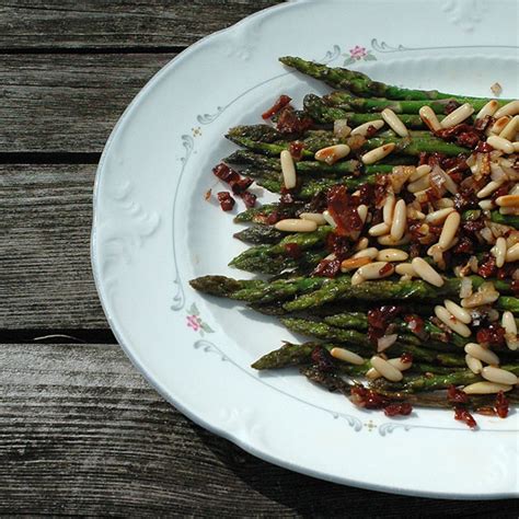 Gebratener Gr Ner Spargel Rezept Essen Und Trinken