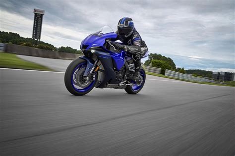 2023 Yamaha Yzf R1 Specs Price Top Speed And Reviews