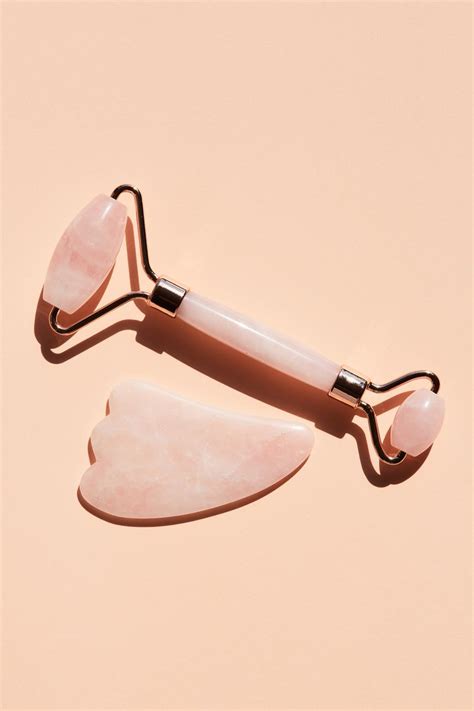 Gua Sha 101 Technique Tips And Best Gua Sha Tools