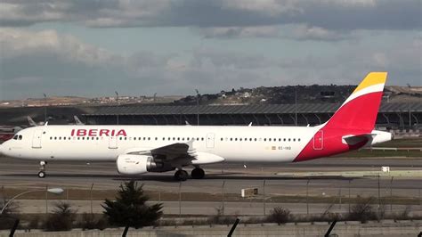 Iberia Airbus Ec Ixd Taxing Madrid Barajas Lemd New Livery Youtube