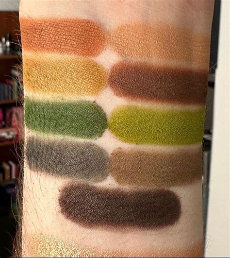 Nomad Cosmetics Okavango Safari Palette