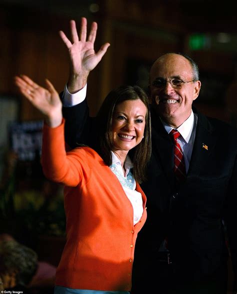 Rudy Giuliani S Ex Wife Judith Claims 10K Check He Sent Her Bounced