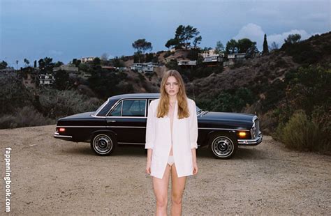 Kristine Froseth Kristine Froseth Nude Onlyfans Leaks Fappening Fappeningbook