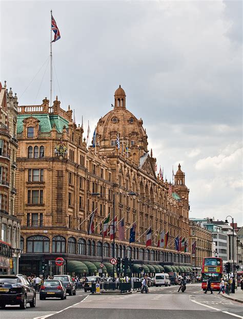Harrods - Wikipedia