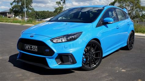 Ford Focus Rs Review Behind The Wheel