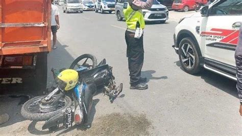 Ibu Dan Anak Tewas Dalam Kecelakaan Maut Motor Vs Truk Tribunjateng