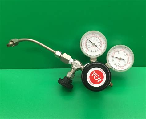 AGA General Purpose Compressed Gas Regulator 3000 PSIG , LB165-15-330 ... 