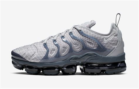 Nike Air Vapormax Plus Wolf Grey Dark Grey Release Date Sbd