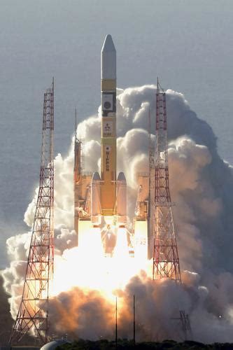 阿联酋首个火星探测器从日本发射升空，将于2021年初抵达环火星轨道视觉 文汇网