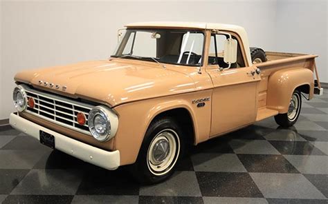 1967 Dodge D100 Pickup