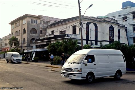 Kinglong Vans La Habana Cuba Riveranotario Flickr