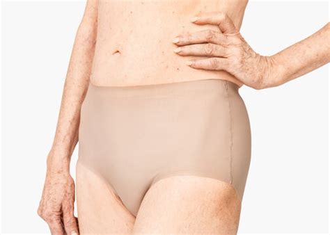 Mature Lingerieの写真素材 件の無料イラスト画像 Adobe Stock