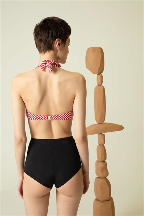 Boyundan Bağlamalı Siyah Bikini Üstü Rue Online Sipariş