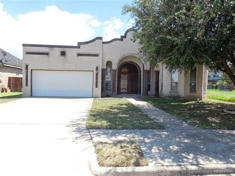 With Swimming Pool - Homes for Sale in Edinburg, TX | realtor.com®