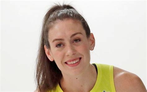 CNY S Breanna Stewart Poses Nude For ESPN S The Body Issue Photos