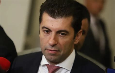 Кирил Петков с новогодишен подарък от Фандъкова - Информационна агенция ПИК