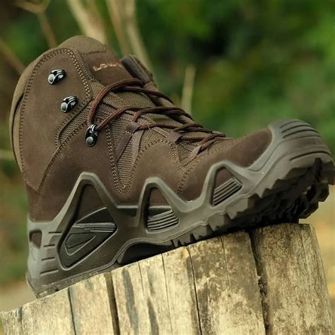 Тактичні черевики Lowa Zephyr MID GTX TF Dark Brown коричневі 310537