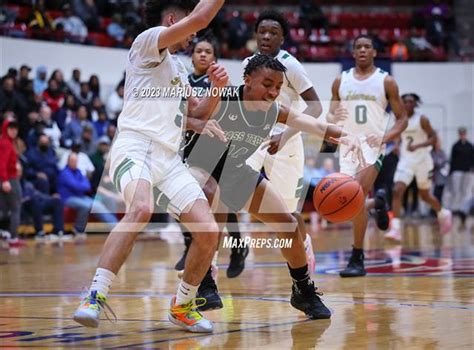 Photo 7 In The Huron Vs Cass Tech Mhsaa D1 Quarter Final Photo Gallery 45 Photos