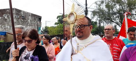 Solenidade De Corpus Cristi Confira Fotos Da Par Quia Cristo Oper Rio