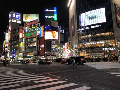 Shibuya Nightlife : r/pics