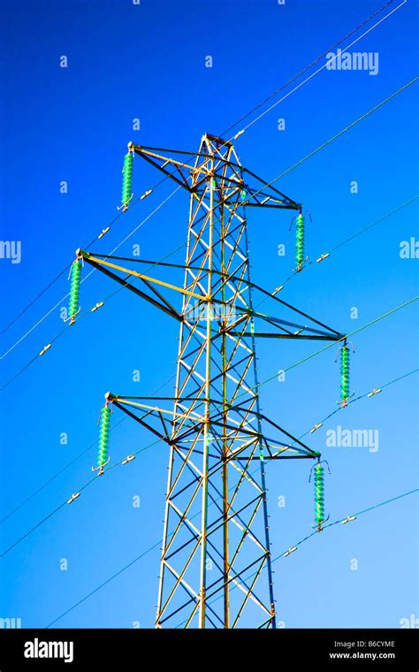 Pylon Linien Fotos Und Bildmaterial In Hoher Aufl Sung Alamy