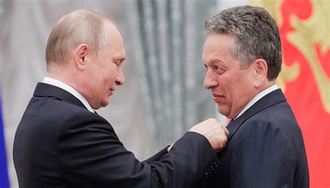 Ravil Maganov, morto presidente di Lukoil: caduto dalla finestra dell ...
