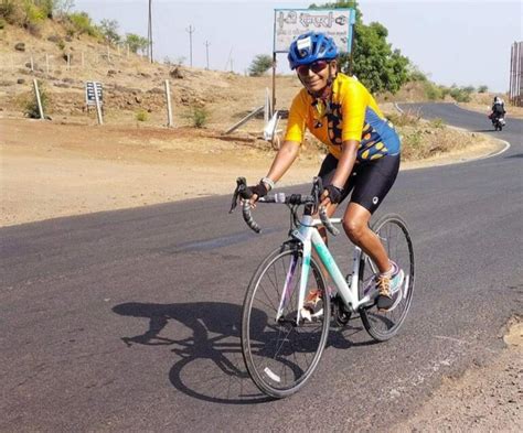 A Female Cyclist From Pune Is All Set To Make A Guinness World Record For Cycling From Leh To