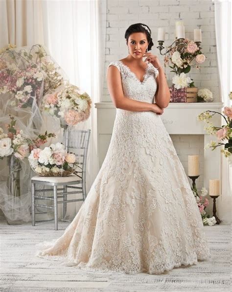 8 Perfect Plus Size Wedding Dresses Collections Weddingsonline