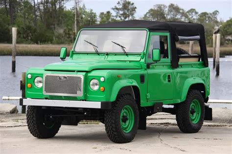 1992 Land Rover Defender 90 200 TDi 5 Speed PCARMARKET