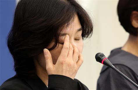 김은경 ‘노인비하 논란 거듭 해명“정치 언어 잘 몰라 노여움 풀어달라” 이투데이